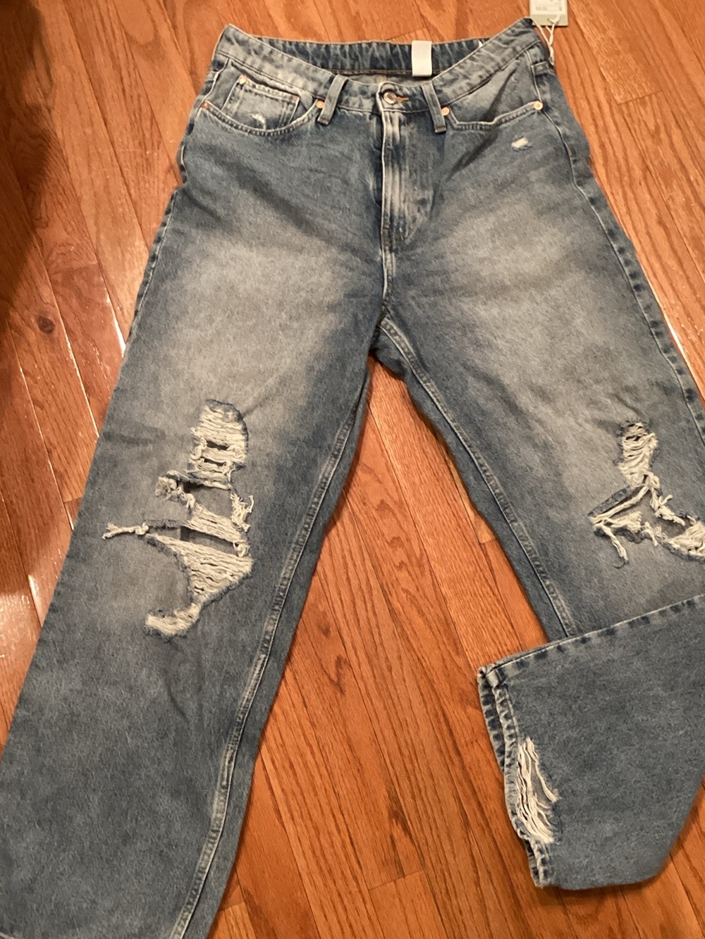 H&M Men's Light Blue Distressed Relaxed Jeans